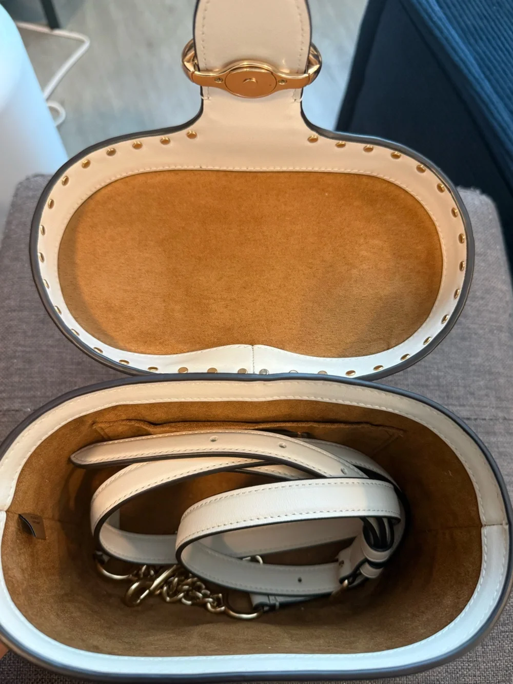 Coach Georgie Crossbody Cream/White